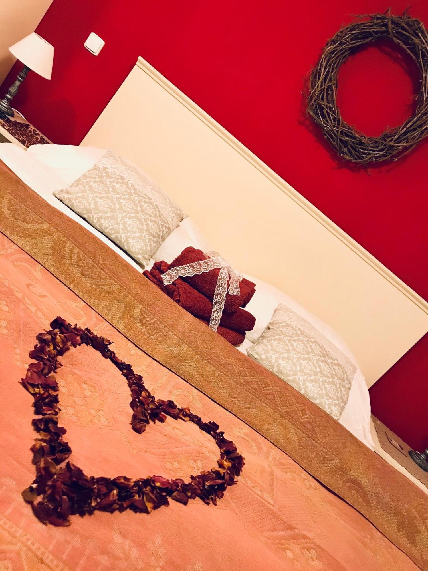Relaxační studio VERA s UBYTOVÁNÍM Valtice Esterno foto