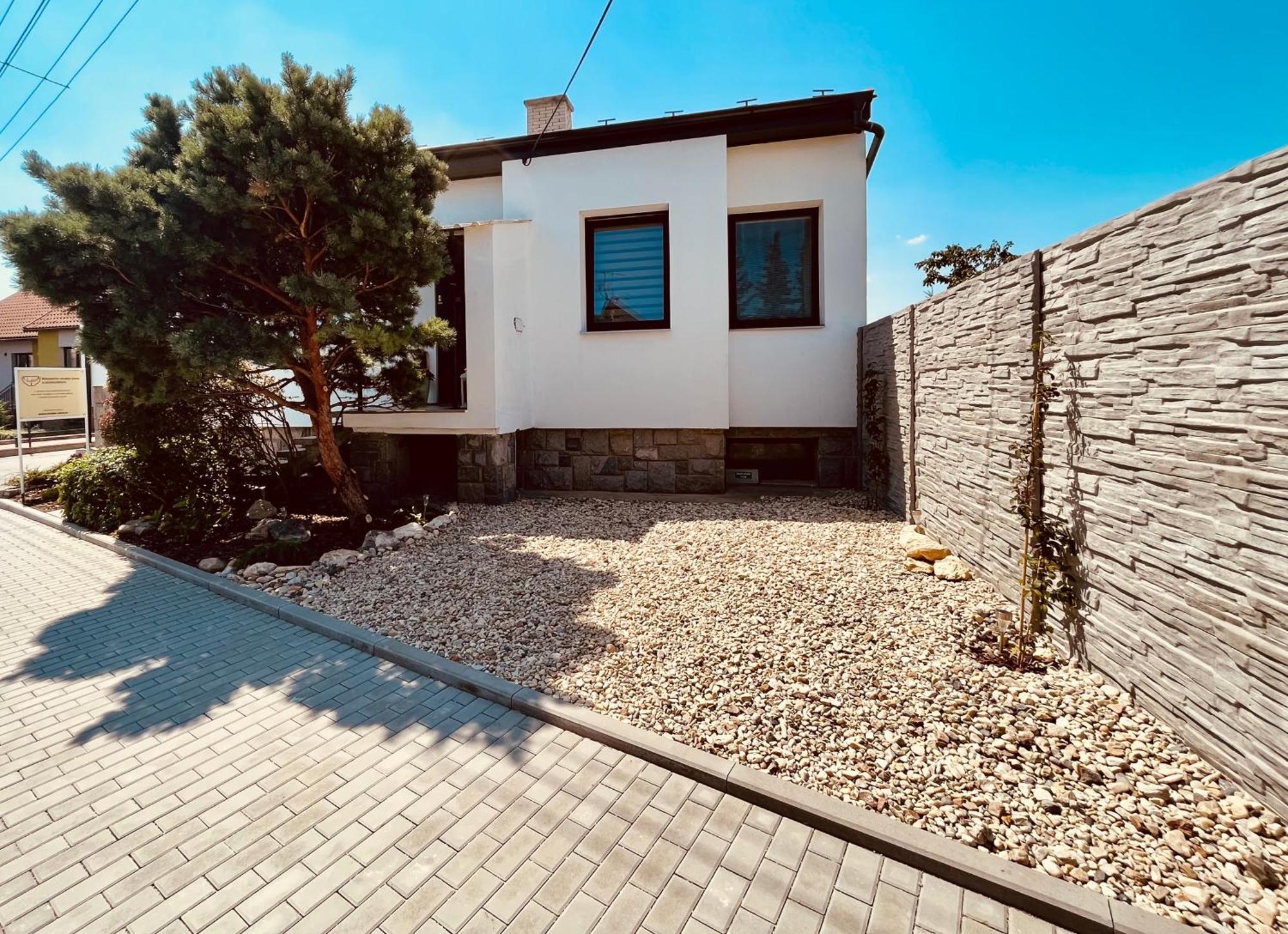 Relaxační studio VERA s UBYTOVÁNÍM Valtice Esterno foto