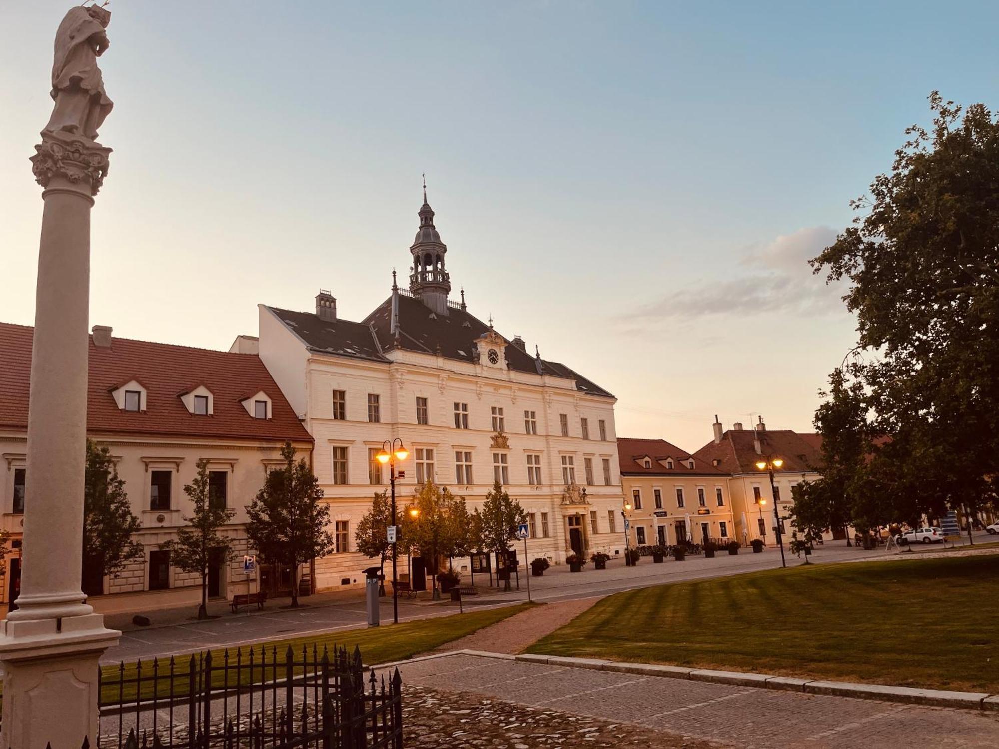 Relaxační studio VERA s UBYTOVÁNÍM Valtice Esterno foto